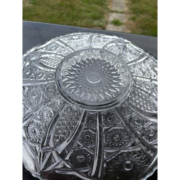 Vintage Indiana Glass Heirloom Clear Plate 10.5"‎ Platter Cake Plate - Picture 5 of 5
